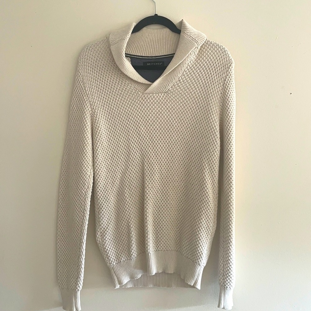 white sweater/cardigan